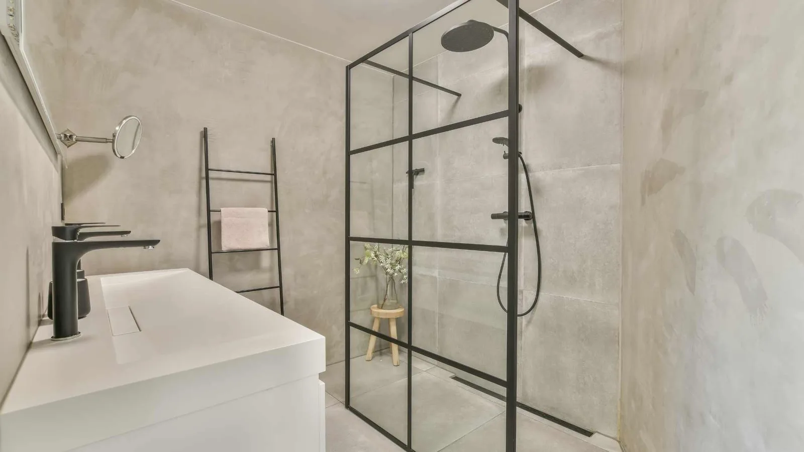 Walk-in bathroom shower