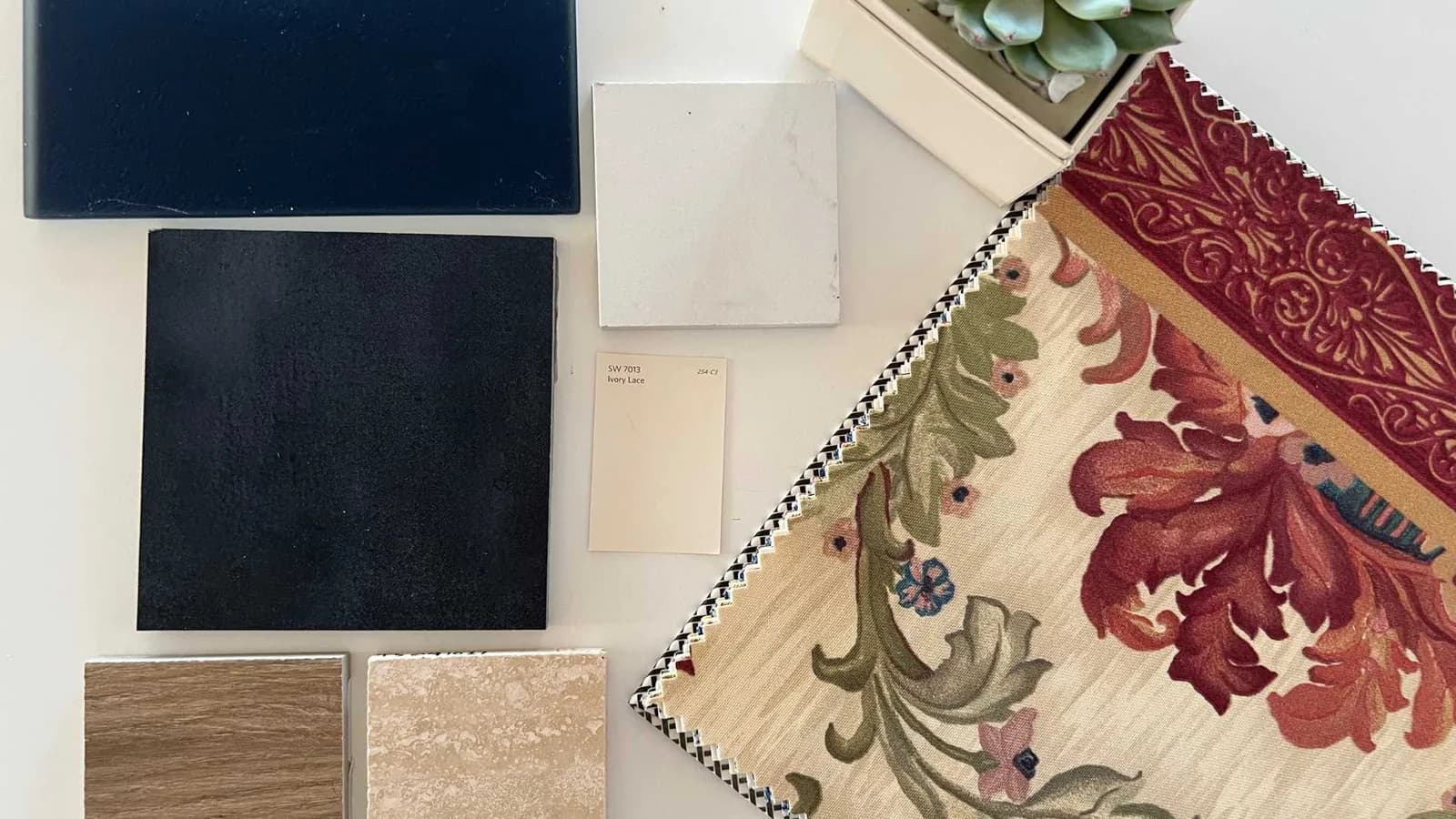 Diseño interior de Home WiP con azulejo azul