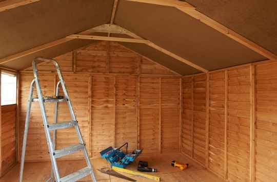 Insulating a she shed