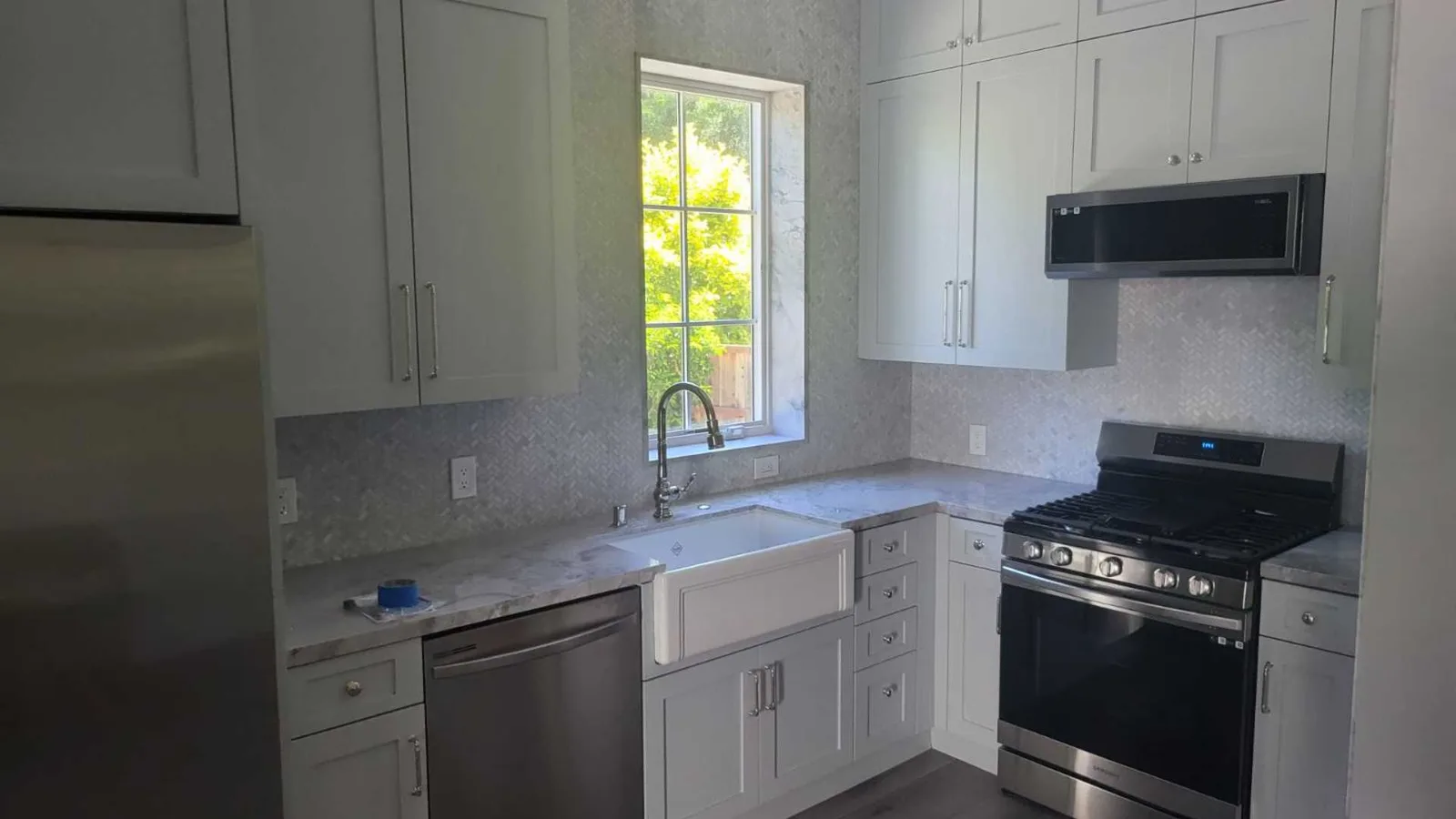 kitchen in 1000 sq ft 2 bed 1 bath ADU
