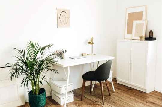 minimalist home office