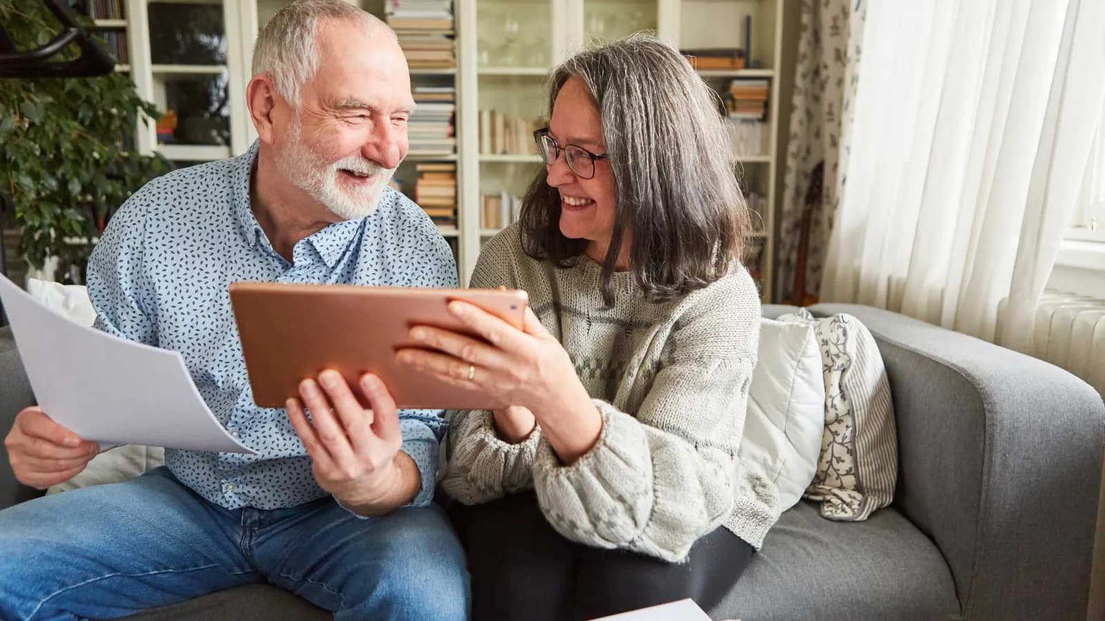 Older couple with ipad