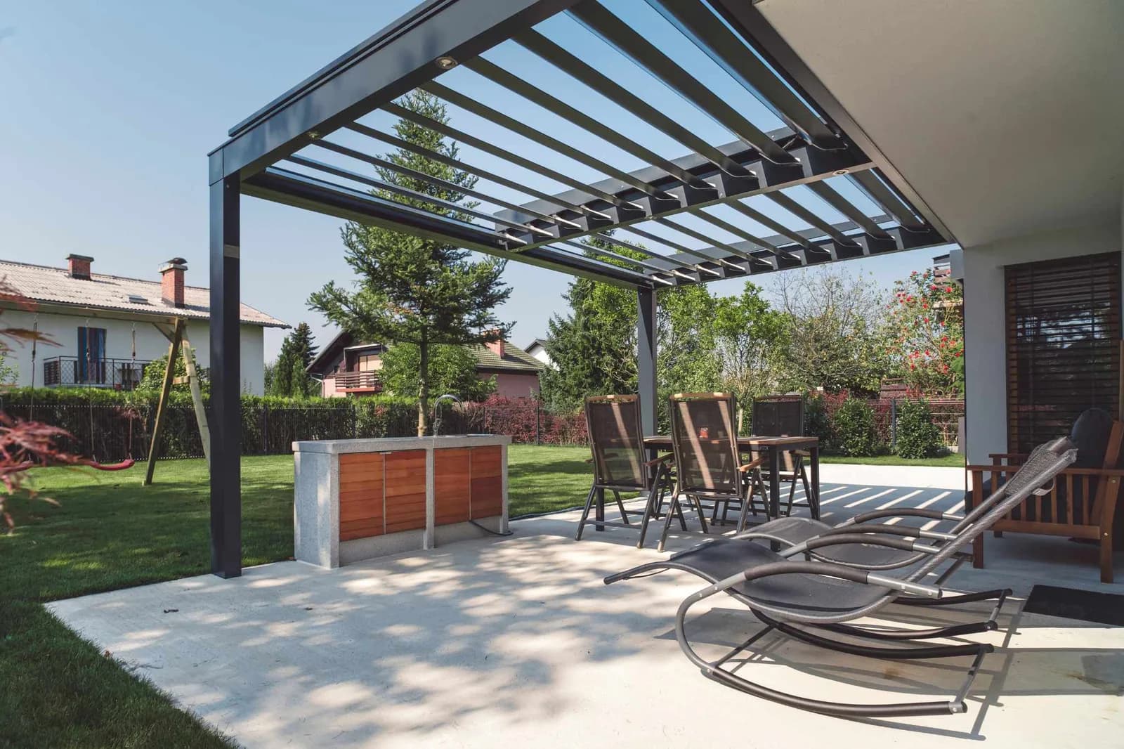 Privacy fence material options