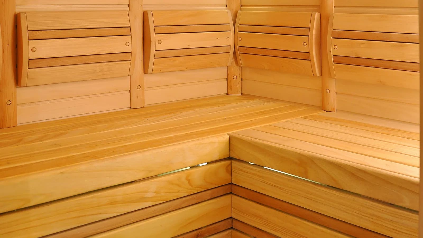 Sauna sitting