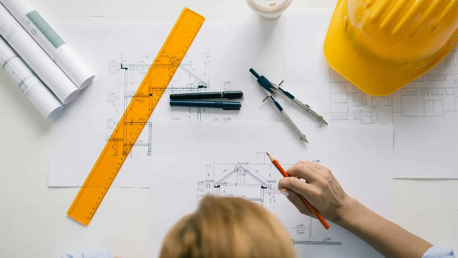 sections plan, roof plan